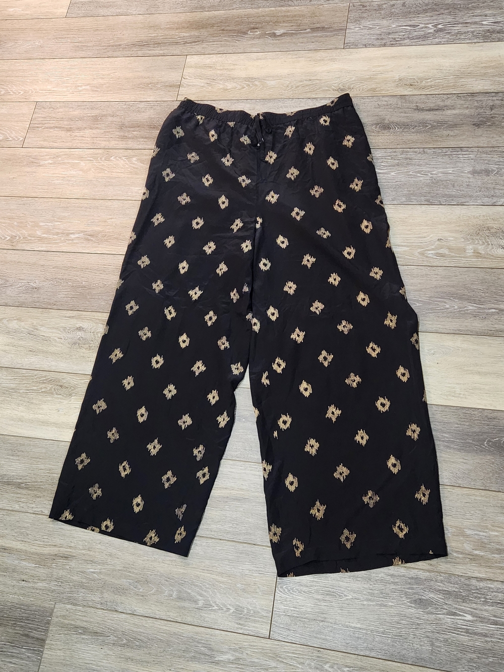 Real Clothes 100% Silk Black Wide-Leg Pull-On Pants with Tan Motif Size XL